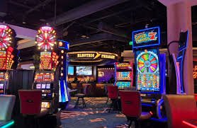 Tabel pembayaran transparan yang tersedia sebelum bermain Layar tabel pembayaran Fortune Mouse menampilkan kombinasi simbol dan nilai pembayaran